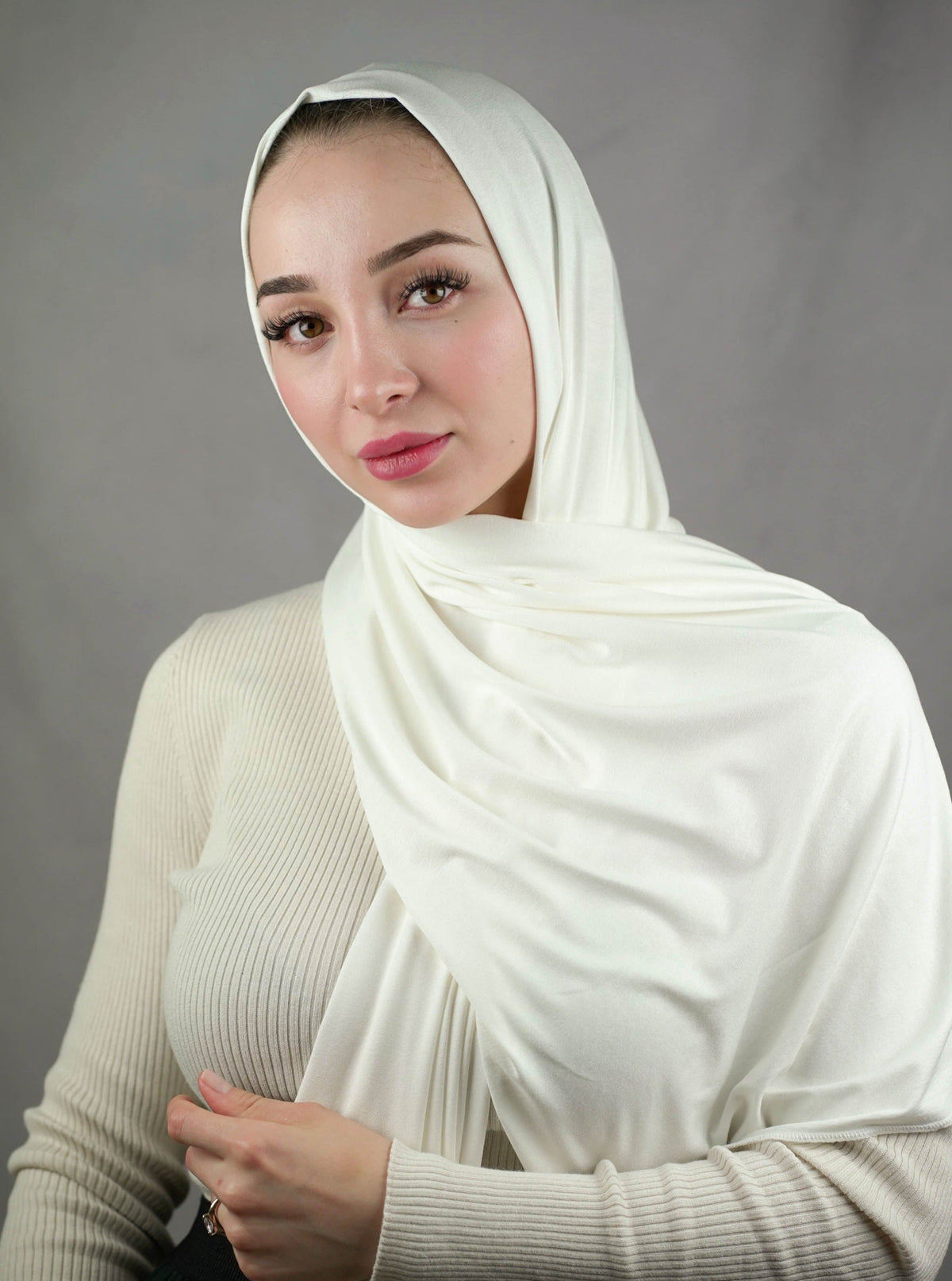 Ultra-soft Jersey Hijab - warmwhite