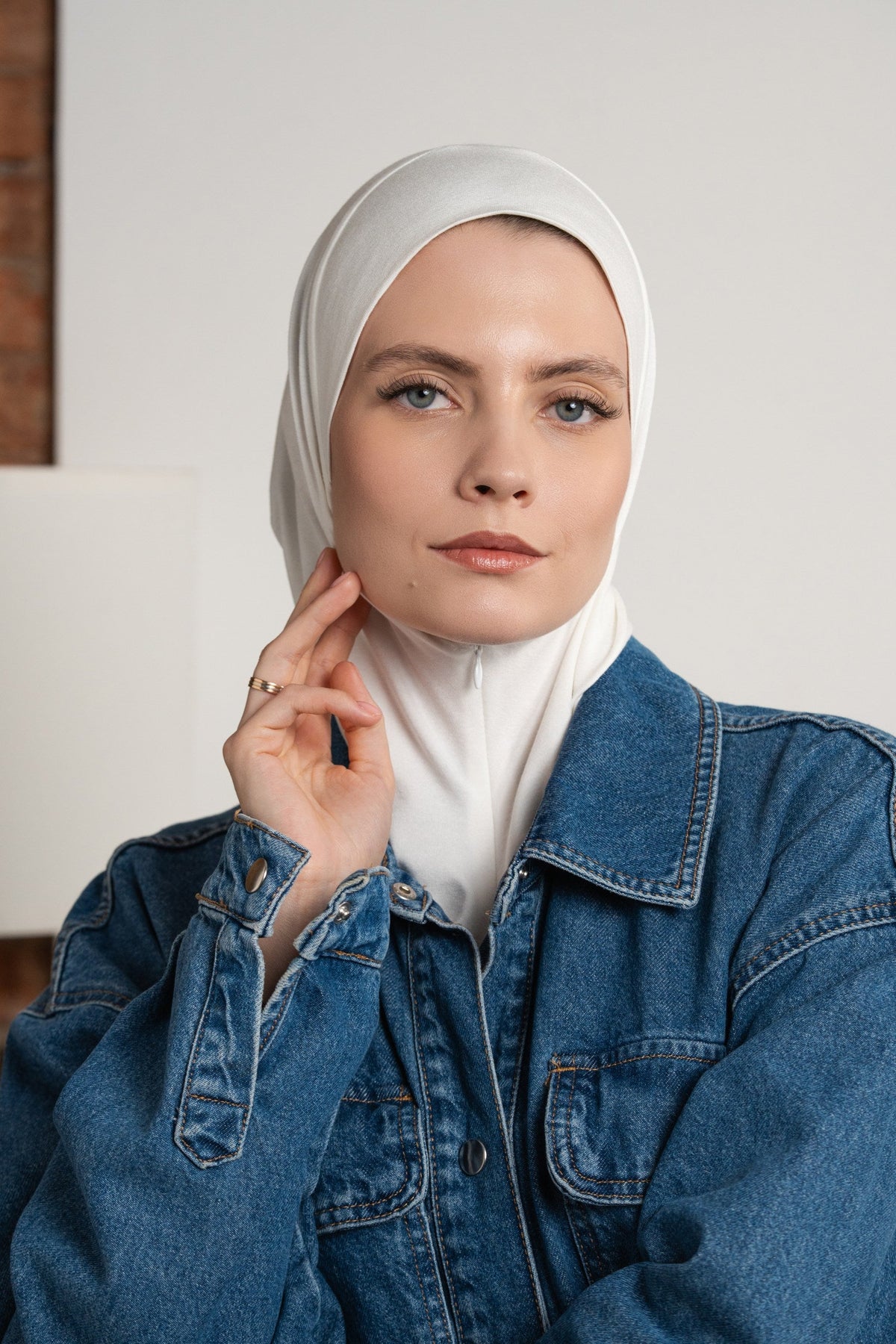 Zip hijab - warm white