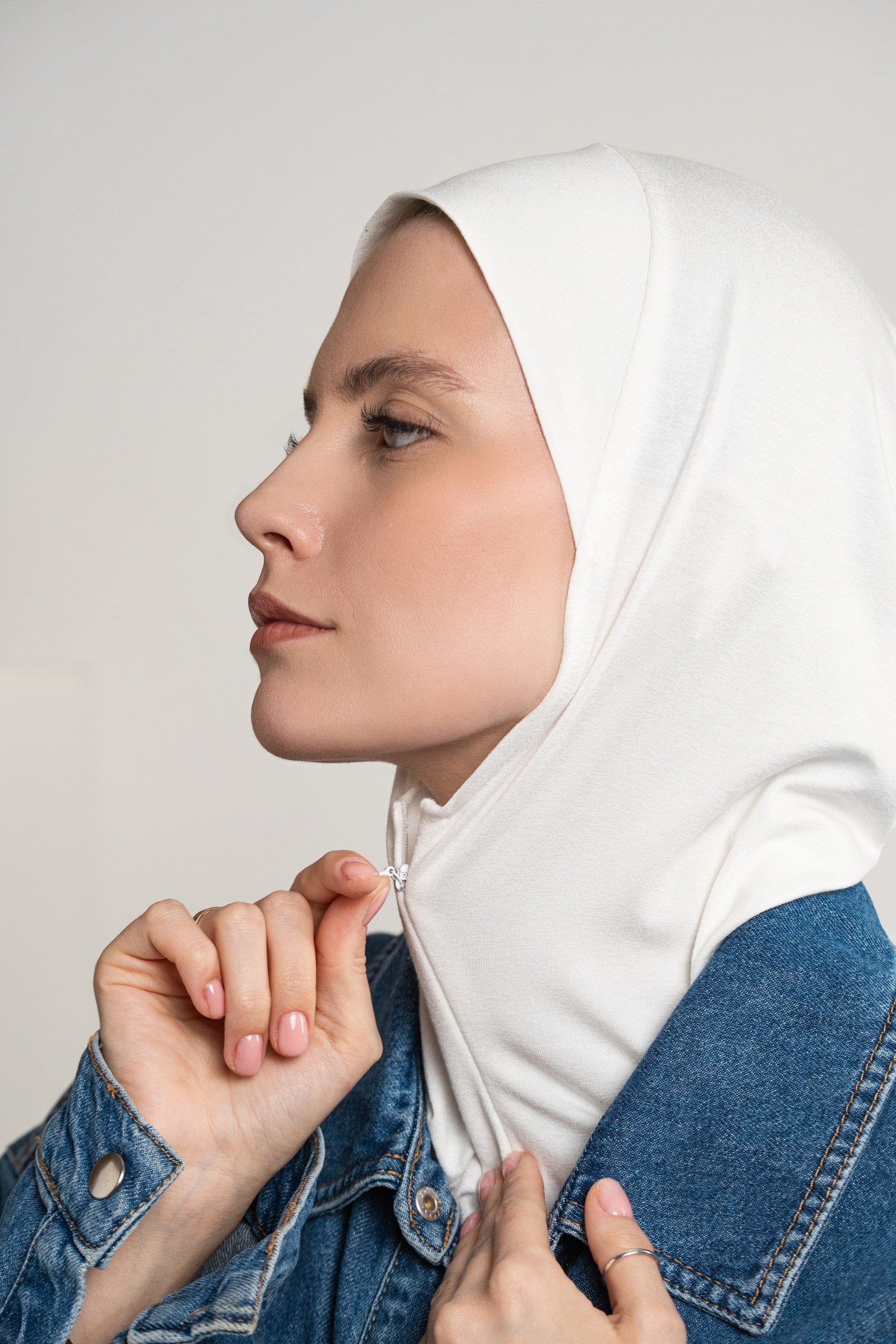 Zip hijab - warm white