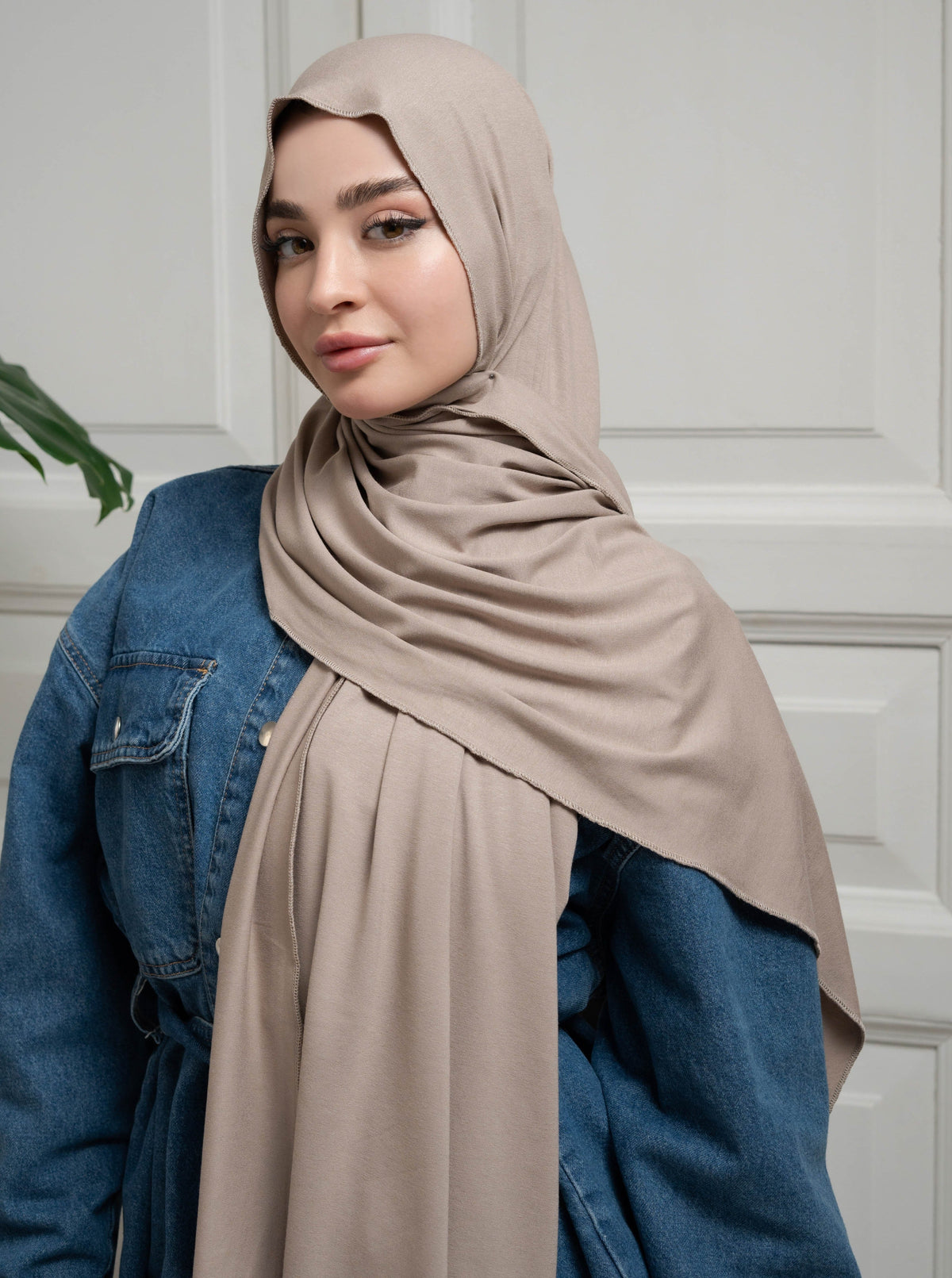 Ultra-soft Jersey Hijab - taupe