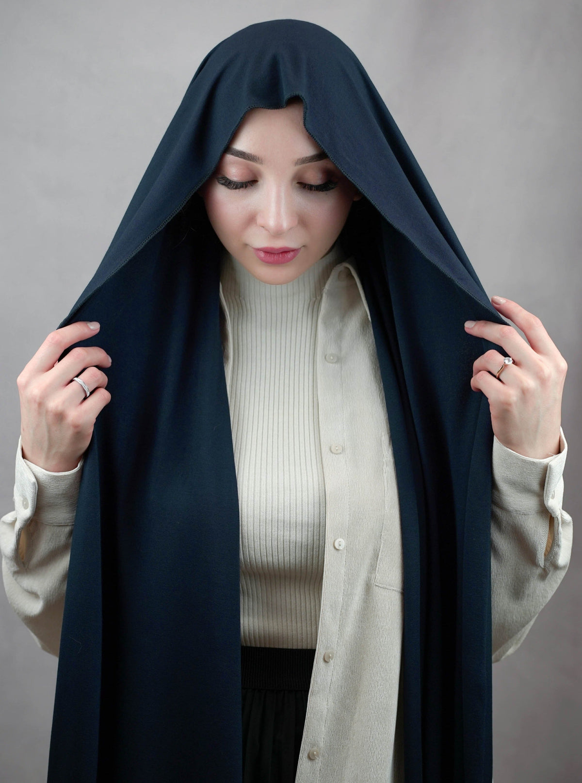 Ultra-soft Jersey Hijab - navyblue
