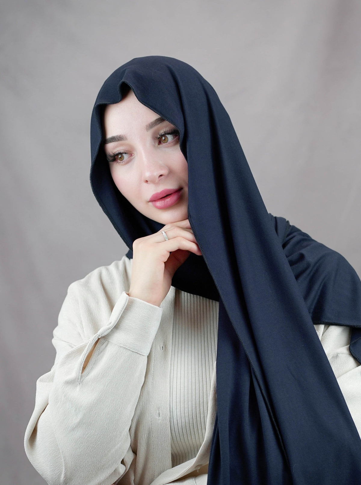 Ultra-soft Jersey Hijab - navyblue