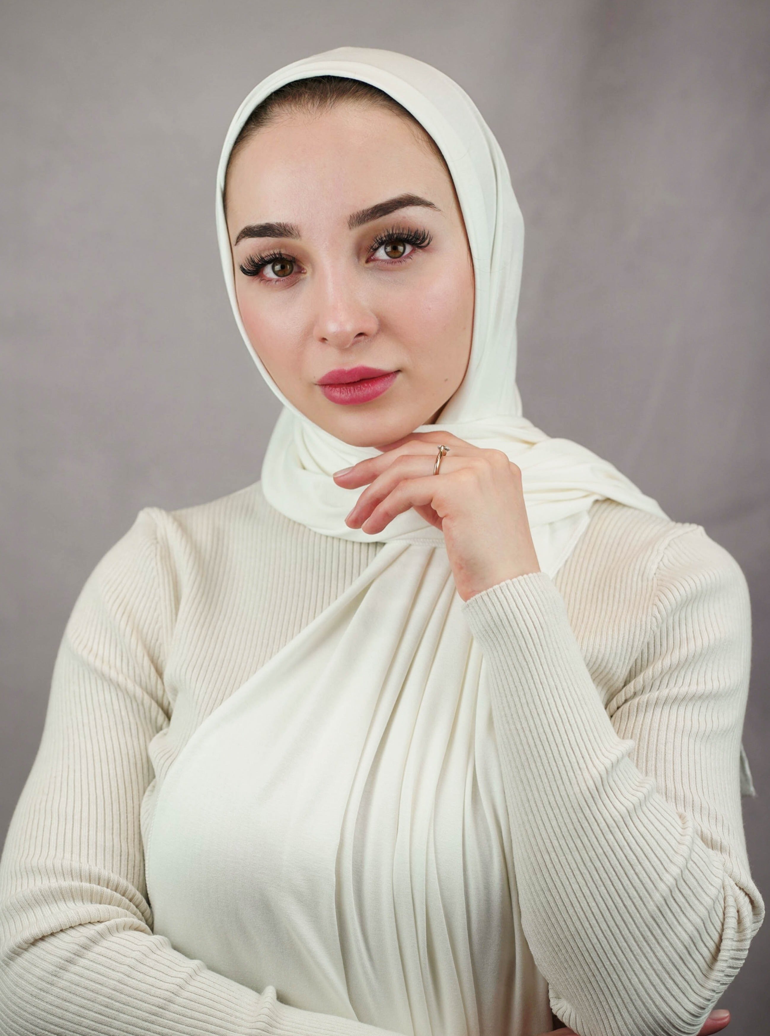 Ultra-soft Jersey Hijab - warmwhite