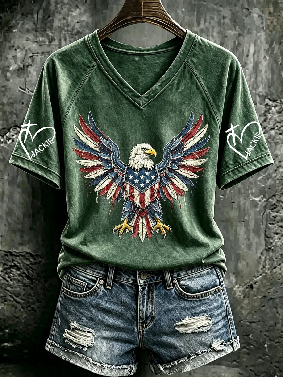 Women's V Neck Retro Fly Free Jackie Print T-Shirt